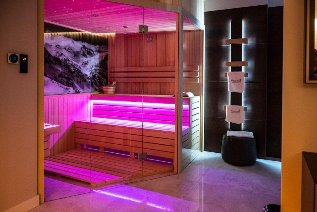Pietryna Apartments - Private Sauna & Jacuzzi - Centrum, Piotrkowska 103A CHILLINLODZ 13