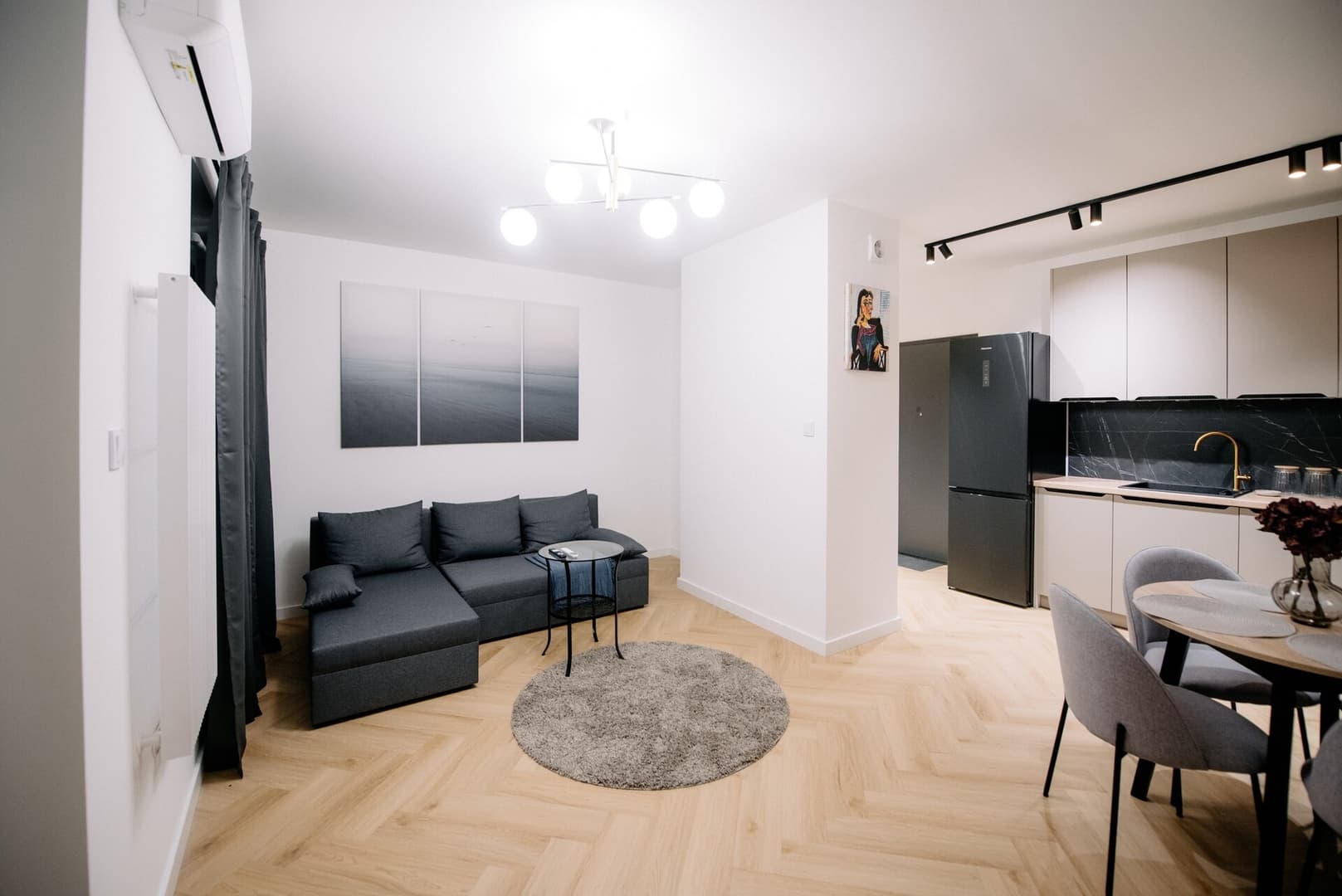 Obywatelska Lotnisko Airport Parking Balkon z widokiem Klima CHILLINLODZ 9