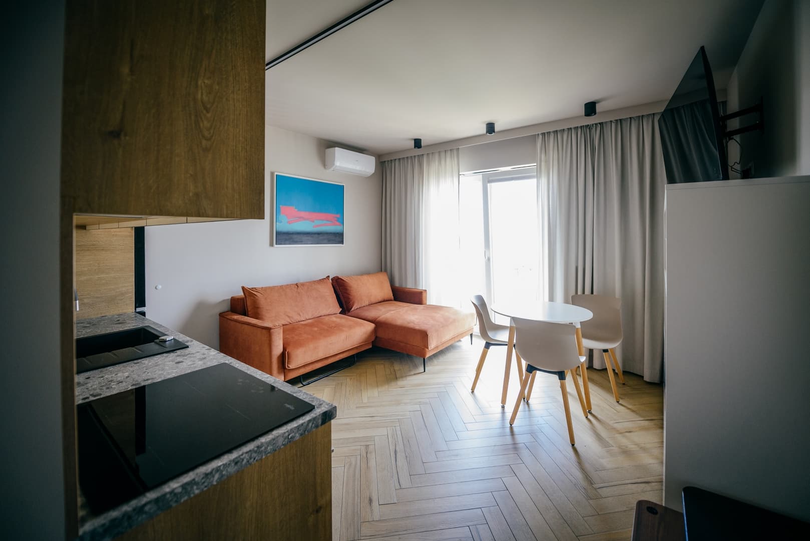 Chill in Łódź - Modern Studio with AC & Private Sleeping Area
