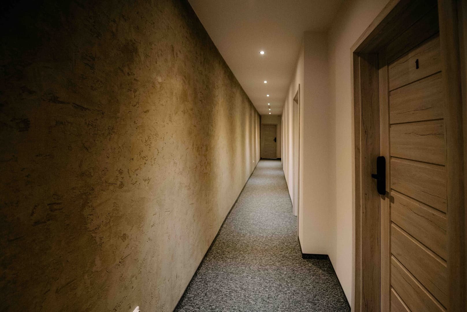 Piotrkowska Mainstreet & Secure 11
