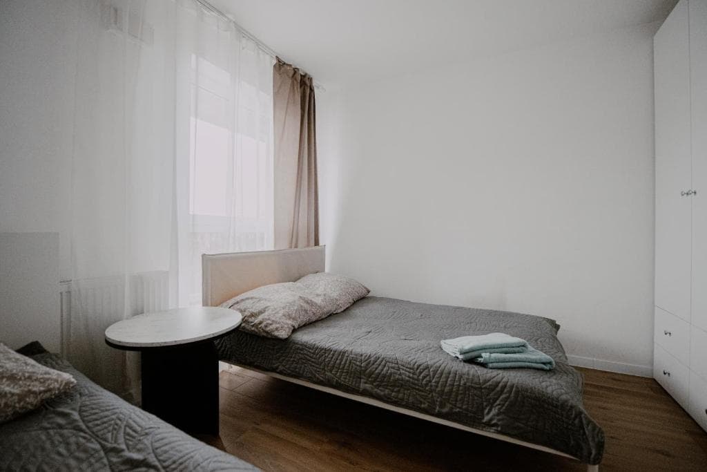 Targowa Luxury 3-Bedroom Apartment - Free Parking 6