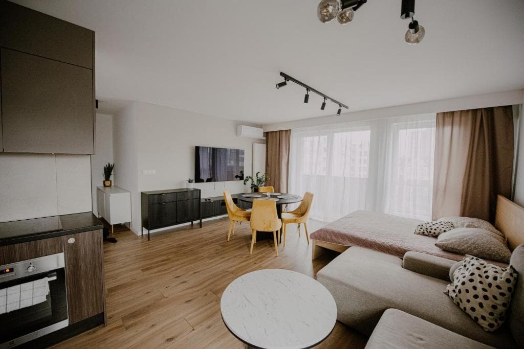 Targowa Luxury 3-Bedroom Apartment - Free Parking