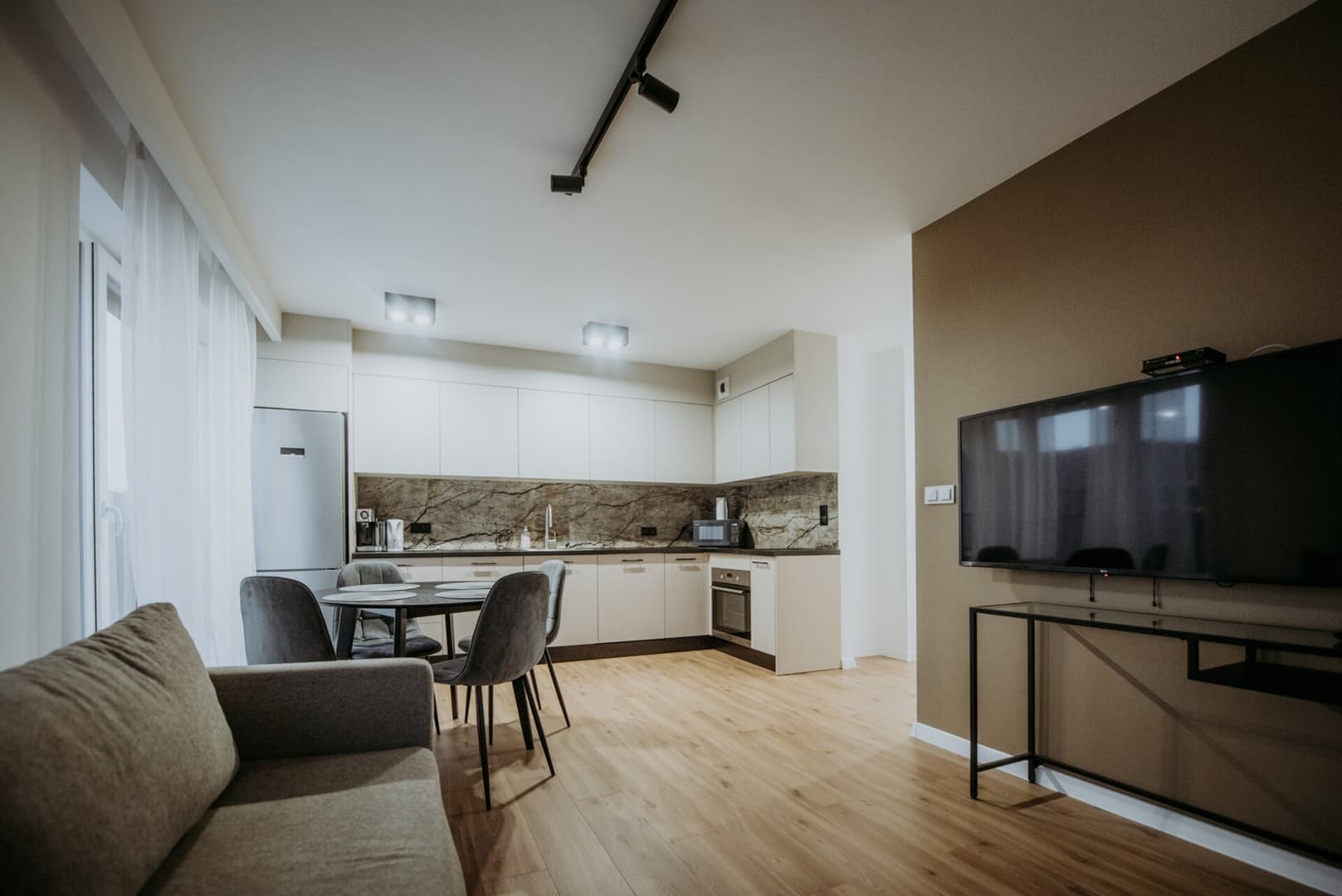 Księży Młyn Retreat Centrum Parking CHILLINLODZ